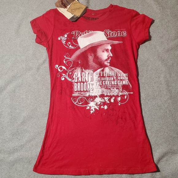 Rolling Stone Other - Garth Brooks Red Concert Tee